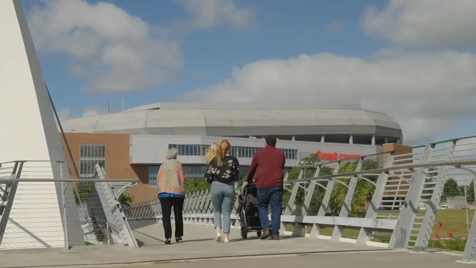 Polk County 00 00 37 20 Still003