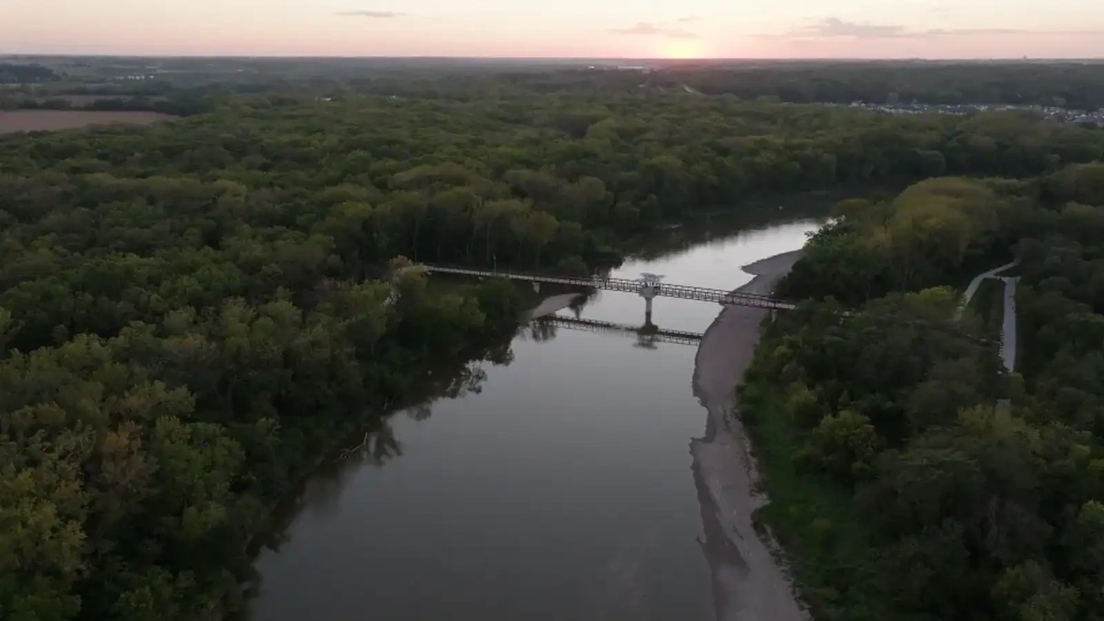 Polk County 00 01 13 08 Still035